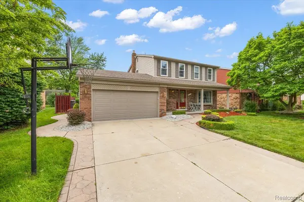 Sterling Heights, MI 48038,39573 Schroeder DR