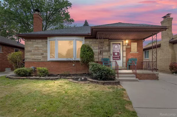 24031 Eastwood ST,  Oak Park,  MI 48237