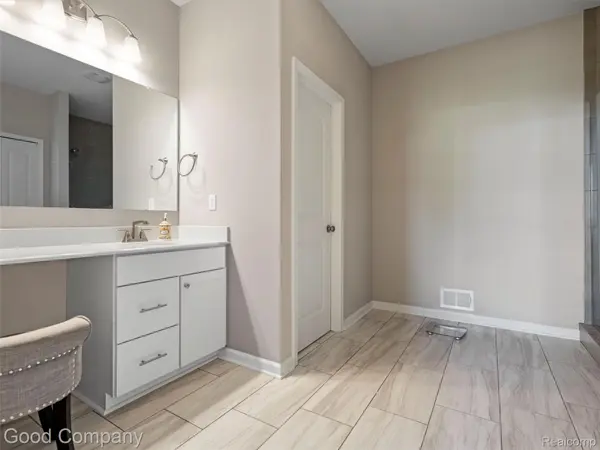 Oakland, MI 48363,1295 Brookline CT