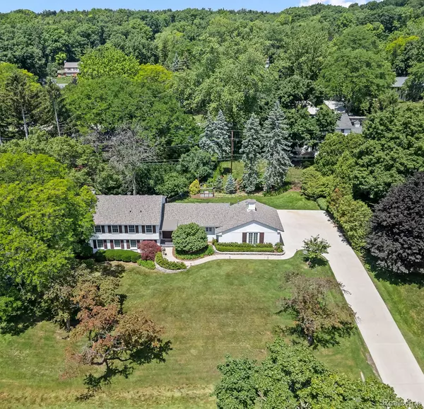 Bloomfield Hills, MI 48304,759 Rock Spring RD