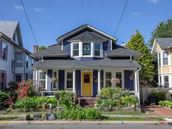 8 S Main St, Stockton Boro, NJ 08559