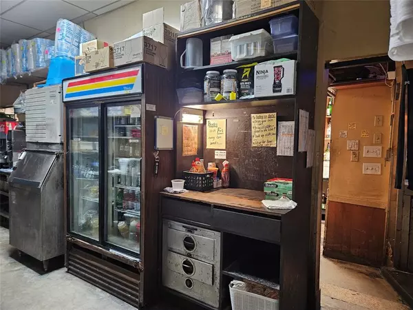 Pembroke Pines, FL 33026,W university dr Pines Blvd