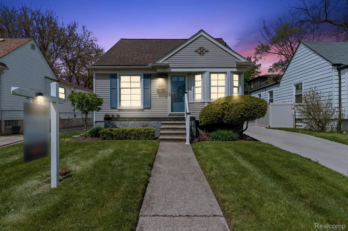 309 E 12 MILE RD, Royal Oak, MI 48073