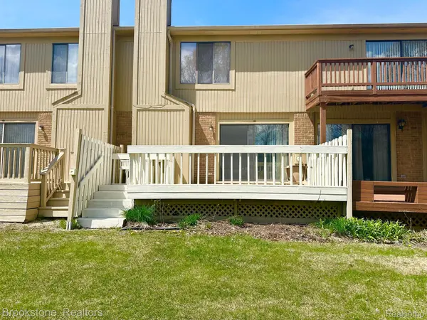 Rochester Hills, MI 48307,632 TENNYSON