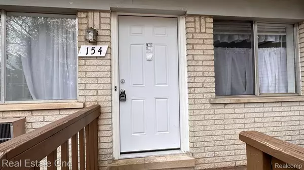 Walled Lake, MI 48390,154 LADD RD