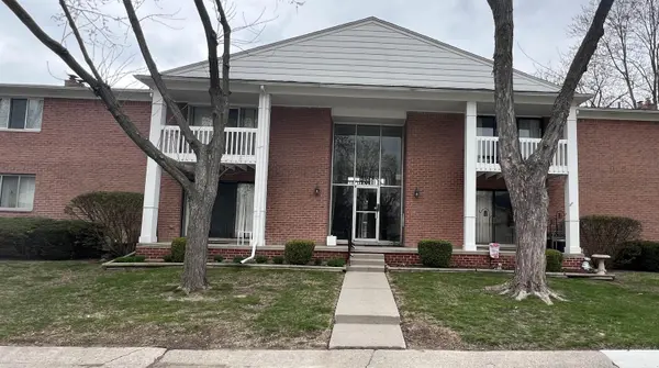 42720 Sheldon ST, Clinton Township, MI 48038