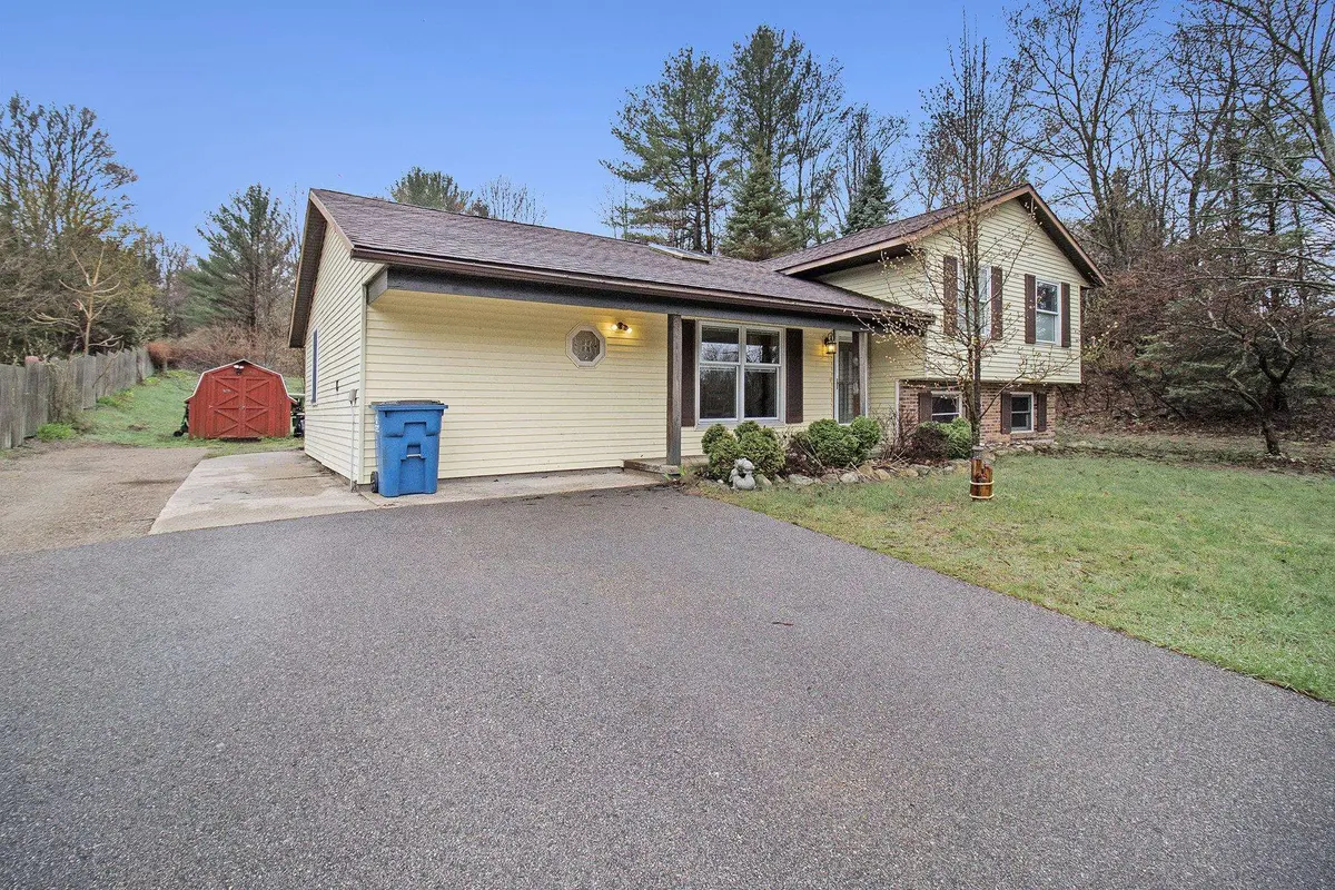 7809 Potter RD, Bear Lake Twp, MI 49614