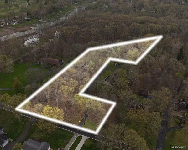 0 Ferry RD, Grosse Ile Twp, MI 48138