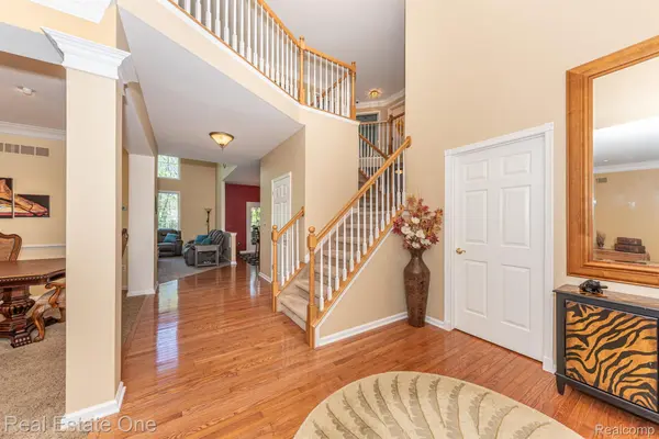 South Lyon, MI 48178,1090 Shetland DR