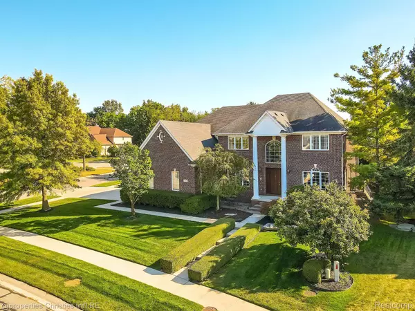 Rochester Hills, MI 48309,3479 Blue Heron LN