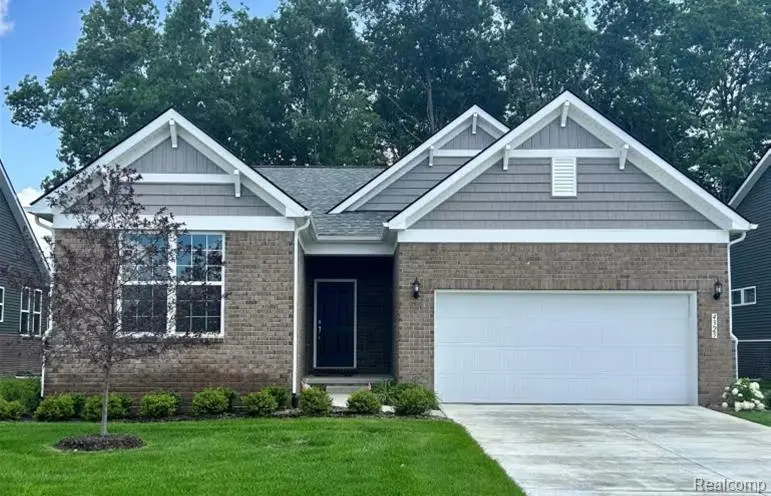4353 SILICA DR, Lake Orion, MI 48359