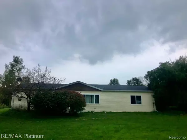 Columbiaville, MI 48421,5321 WILSON RD