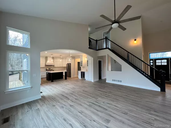 Brighton, MI 48116,1 Brighton RD