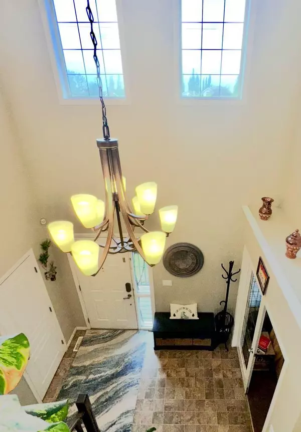 Chestermere, AB T1X 0G6,160 Rainbow Falls GRV