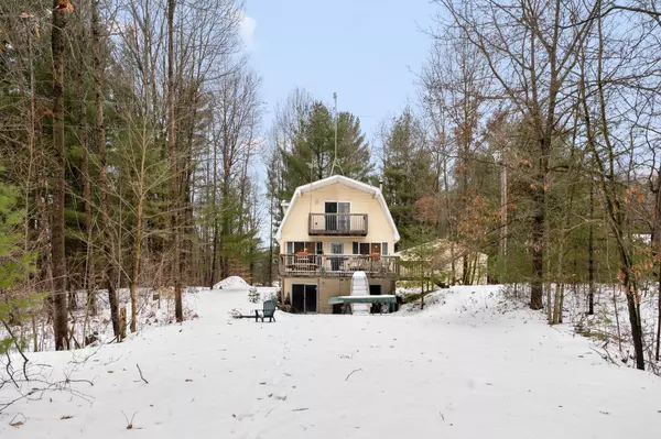 17105 Old Logging Rd, Hersey, MI 49639