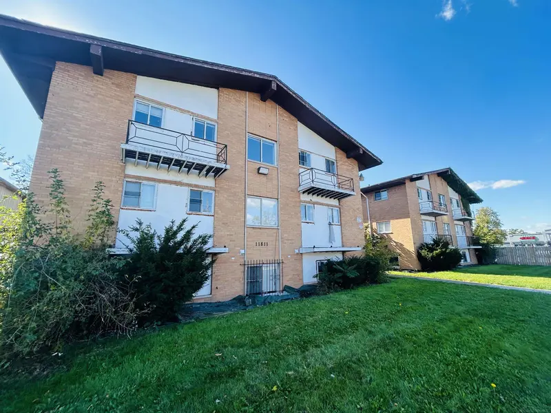 11811 Morang DR, Detroit, MI 48224