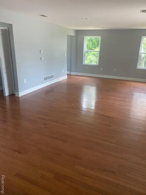 Taylor, MI 48180,23275 Northline RD