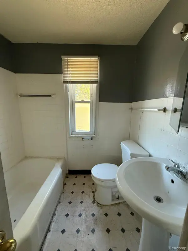 Detroit, MI 48228,8916 PREVOST ST