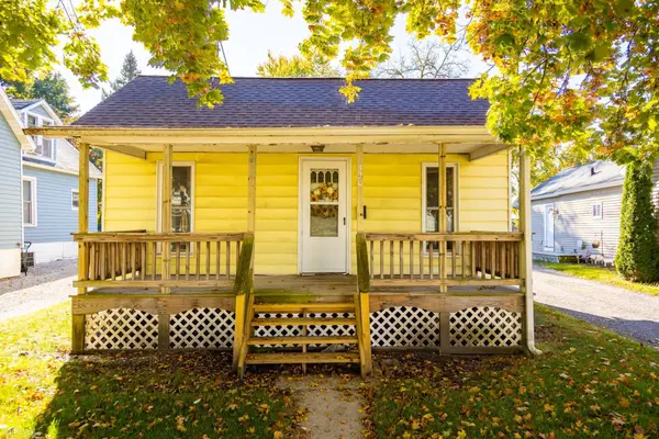 Owosso, MI 48867,520 E Comstock ST