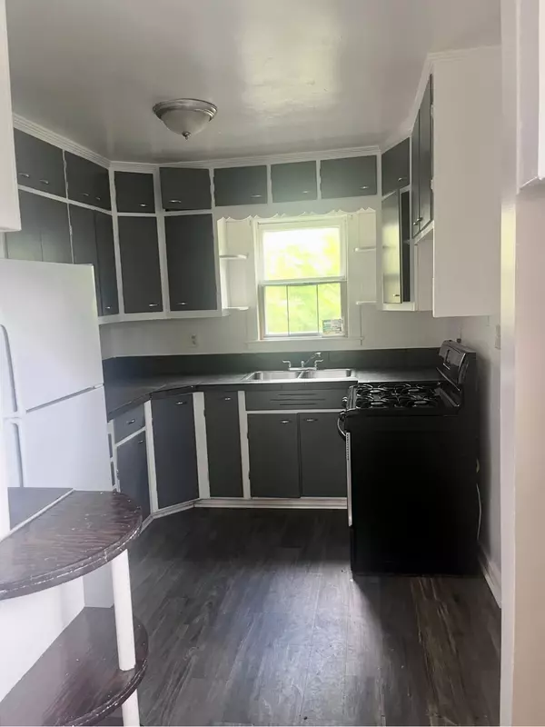 Flint, MI 48503,2029 Aitken AVE