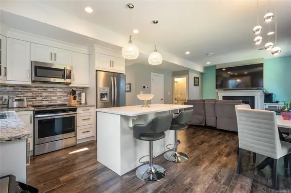 Nanaimo, BC V9T 0J6,505 Waterwood Pl