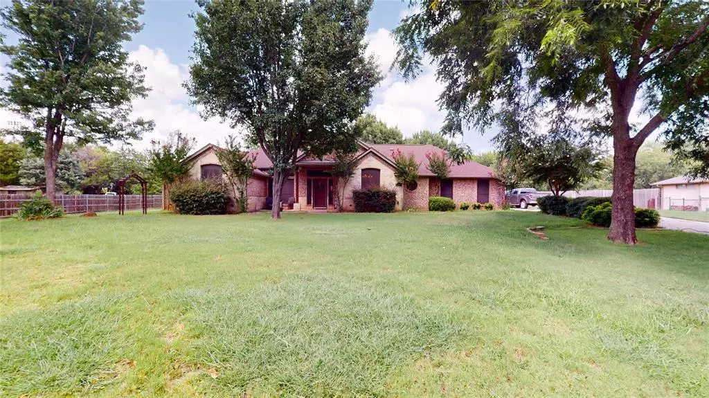 Mansfield, TX 76063,904 Cardinal Road