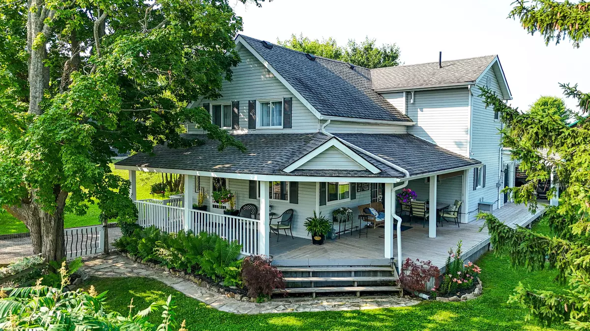 Georgian Bluffs, ON N0H 2T0,120 Havelock ST