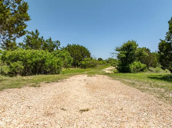 Hamilton, TX 76531,1960 W McCaleb Lane