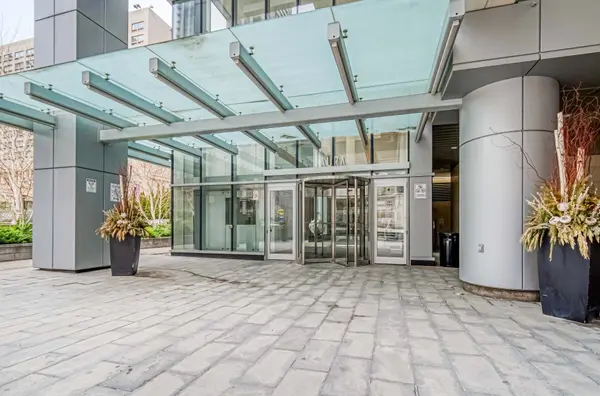 386 Yonge ST #3414, Toronto C01, ON M5B 0A5