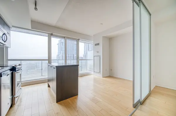 386 Yonge ST #3414, Toronto C01, ON M5B 0A5