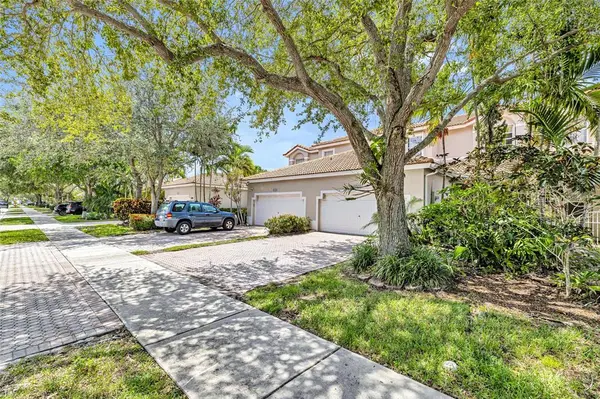 Sunrise, FL 33322,7951 S Aragon Blvd #3