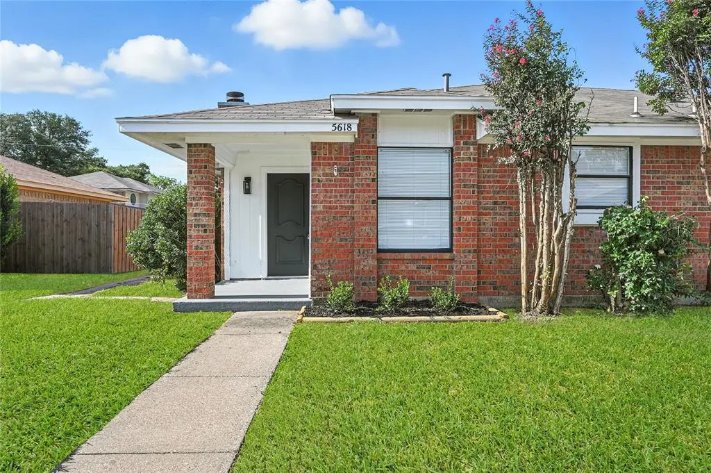 Arlington, TX 76016,5618 Hearthwood Court