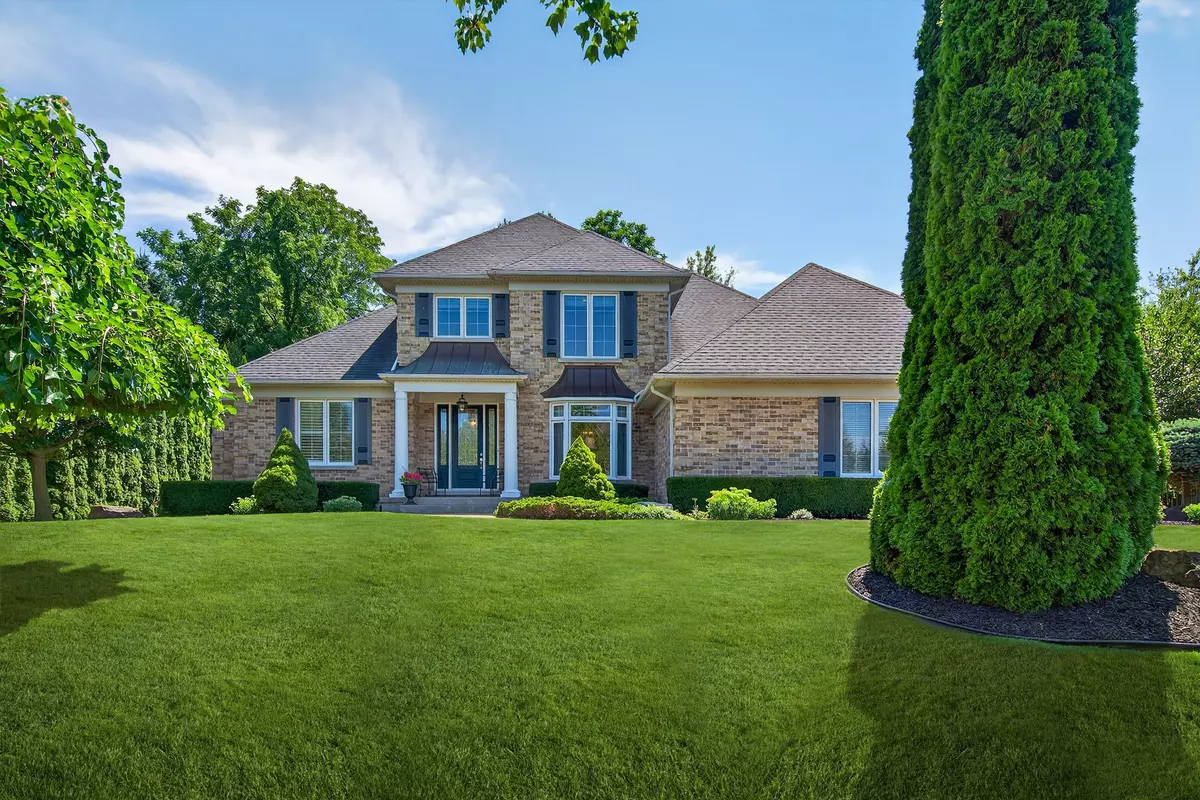 Niagara Falls, ON L2J 4L6,6786 Christine CT