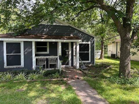 325 Wilton Drive,  Greenville,  TX 75401