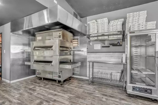 Grand Saline, TX 75140,215 W Frank Street