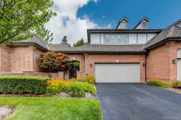 4047 Cranbrook, Bloomfield Hills, MI 48301