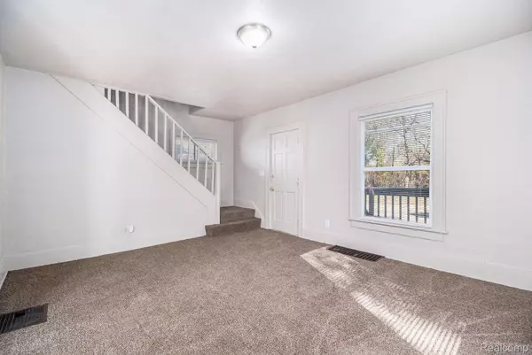 Pontiac, MI 48342,35 Clarence ST