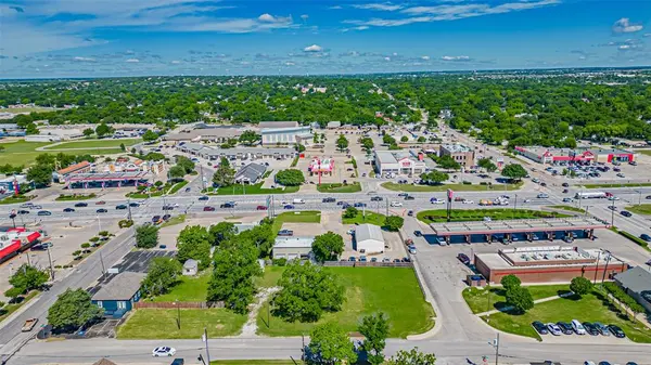 Burleson, TX 76028,124 Anderson Street