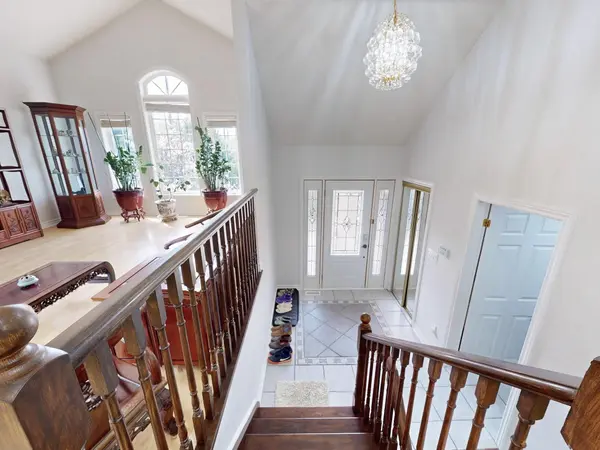 Richmond Hill, ON L4E 3E7,2 Snively ST