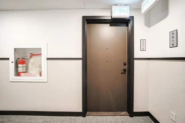 Vaughan, ON L4K 0R4,10 Abeja ST #2215