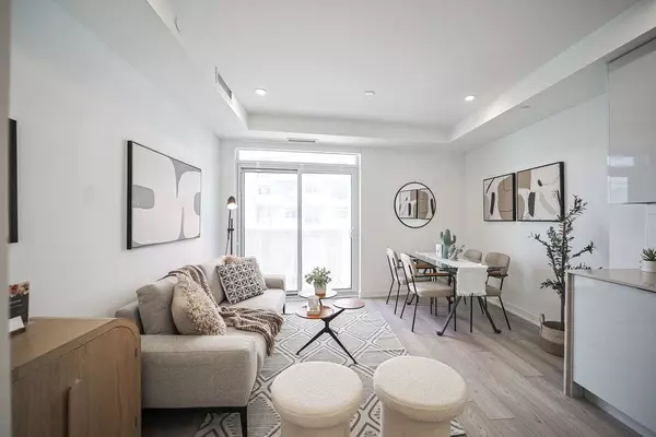 Vaughan, ON L4K 0R4,10 Abeja ST #2215