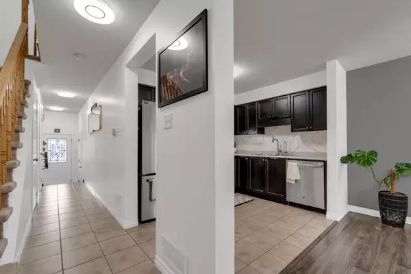 Kitchener, ON N2R 1W5,54 Rockcliffe DR E