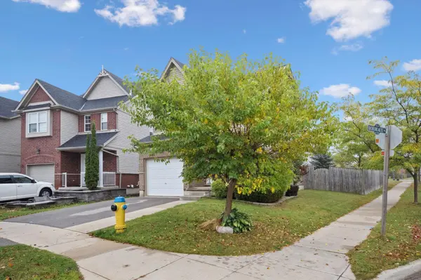 Waterloo, ON N2T 2Y9,394 Sauve CRES