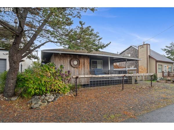 Rockaway Beach, OR 97136,111 S DOLPHIN ST