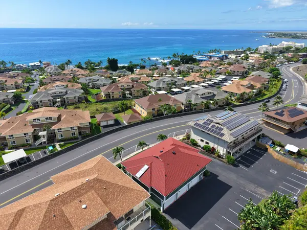 Kailua-kona, HI 96740,75-5921 WALUA RD #1