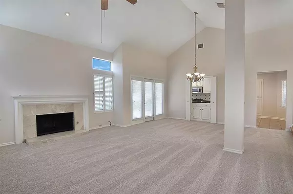 Dallas, TX 75252,5806 Smoke Glass Trail