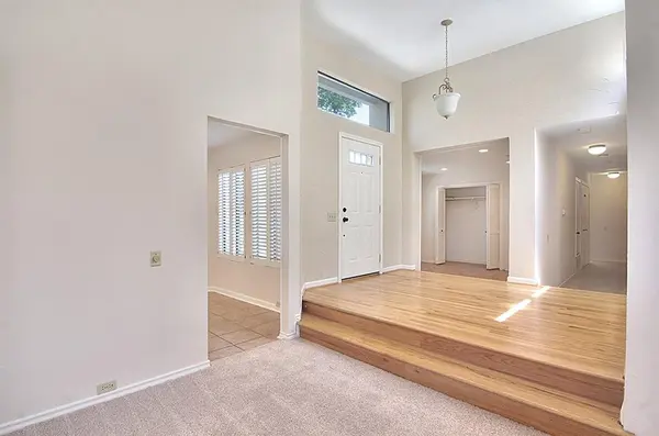 Dallas, TX 75252,5806 Smoke Glass Trail