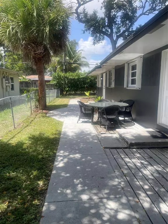 Fort Lauderdale, FL 33315,827 SW 29th St