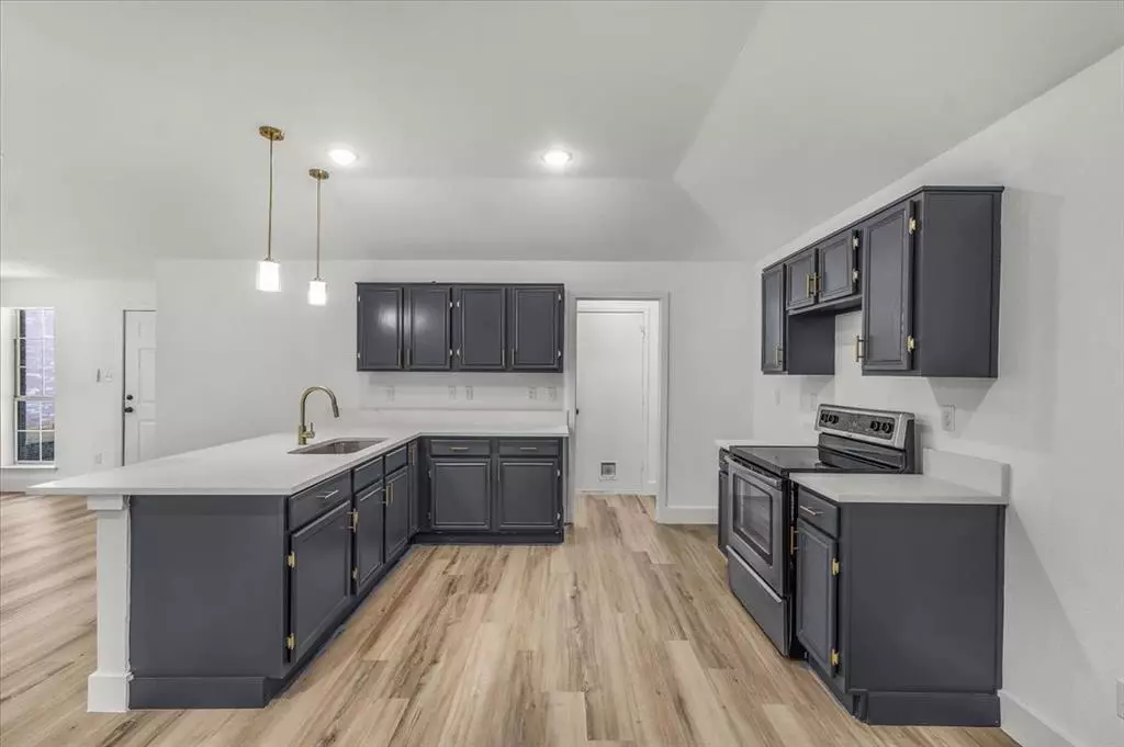 Fort Worth, TX 76133,2523 Whitehurst Drive