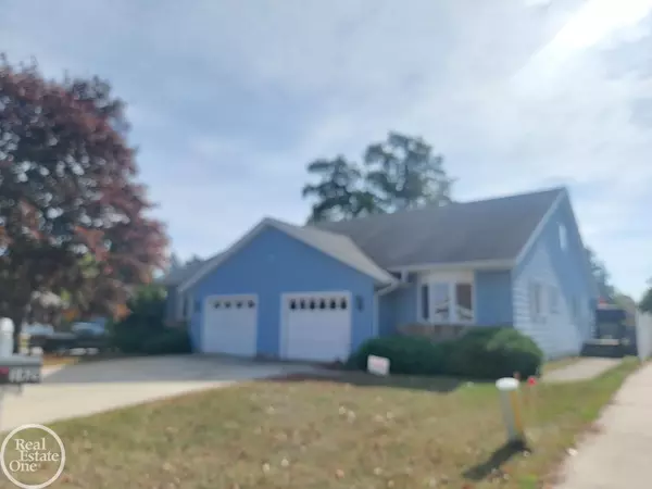 Port Huron, MI 48060,1424 Hazelwood LN